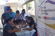 Continúa con éxito recolección de firmas en Venezuela por la paz y la reconciliación.