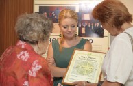 German Embassy in Venezuela receives the Traces to Remember plaque