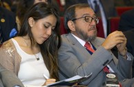 Dr. Luis Ernesto Vargas Silva y su hija Jessica Vargas (Colombia)