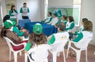 Voluntarios en preparativos a la celebración del día del agua y de los bosques para el 21 y 22 de Marzo