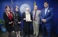 Embajador mundial de la paz recibe proclamación en Norteamérica