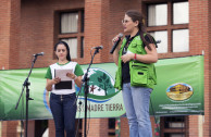 Representación de Secretaría de Medio Ambiente en Plaza del Estudiante