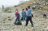 Lima joins environmental awareness and collects 1350 kilos of garbage on the beaches