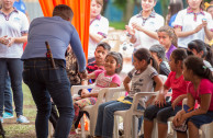 The children of the refuge camp participate in the dynamics of the happy world of the OSEMAP.