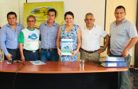 Support for the Proclamation of the Constitution of the Rights of Mother Earth in Puerto Quito: presence of the Mayor, Mrs. Narcisa Parraga, Vice Mayor, councilors and activists of the GEAP.