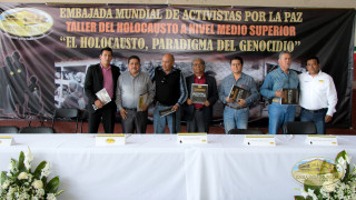 mexico, holocausto, activistas de paz