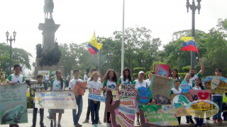 cartelera dia madre tierra