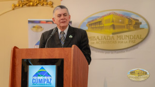 Rector Mynor Cordón