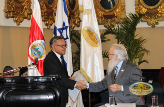 Conmemoración Asamblea