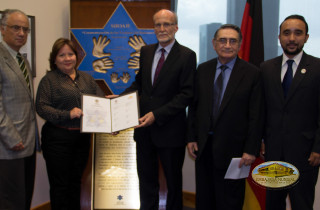 Placa de sobreviviente