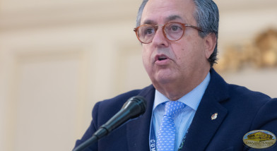 Alvaro Alarcó senador