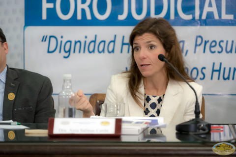 Dra. Ania Salinas Cerda magistrada auxiliar de la CPI La Haya Ania Salinas Cerda