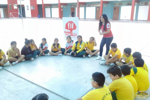 Con la presencia de docentes, se realizaron diversas concientizaciones. diversas concientizaciones.