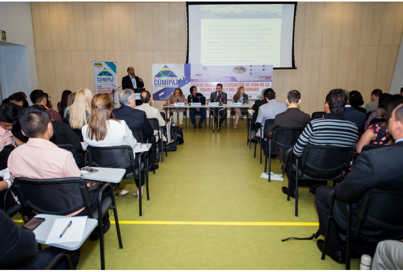 sesion ciencia en parlatino