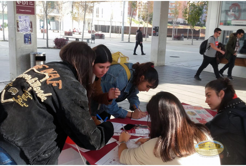 Estudiantes se unen a la 12 Maratón de Donación de Sangre en Cataluña