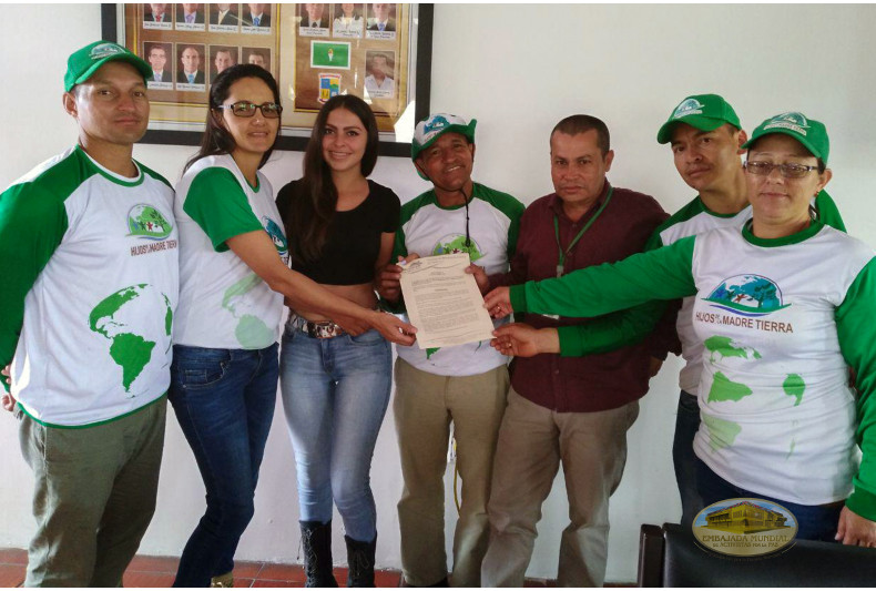 Concejo de Marquetalia (Caldas) entrega resolución a activistas de la EMAP